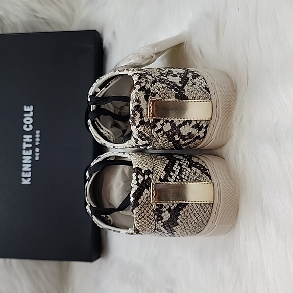 Kenneth Cole New York Kam Off-White/Black - Picture 6 of 6